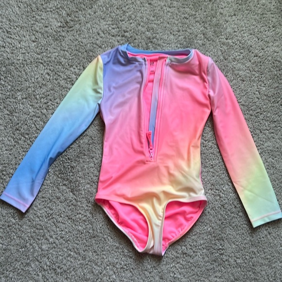 Girls GAP rainbow swimsuit/ rash guard, size SM - Picture 1 of 3